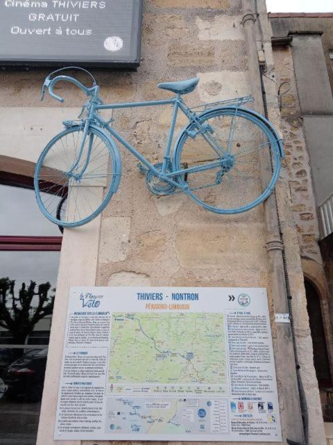 Maison Au Bord De La Riviere Dronne En Perigord Vert Saint-Front-la-Rivière Kültér fotó